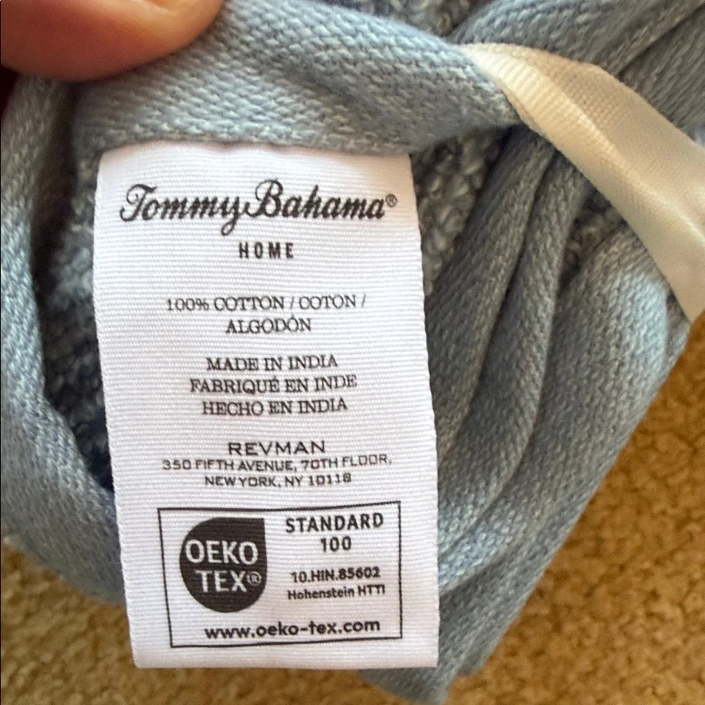 Bundle of Blue and White Towel Sets